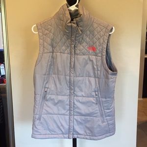 Grey North Face vest sized large in GUC